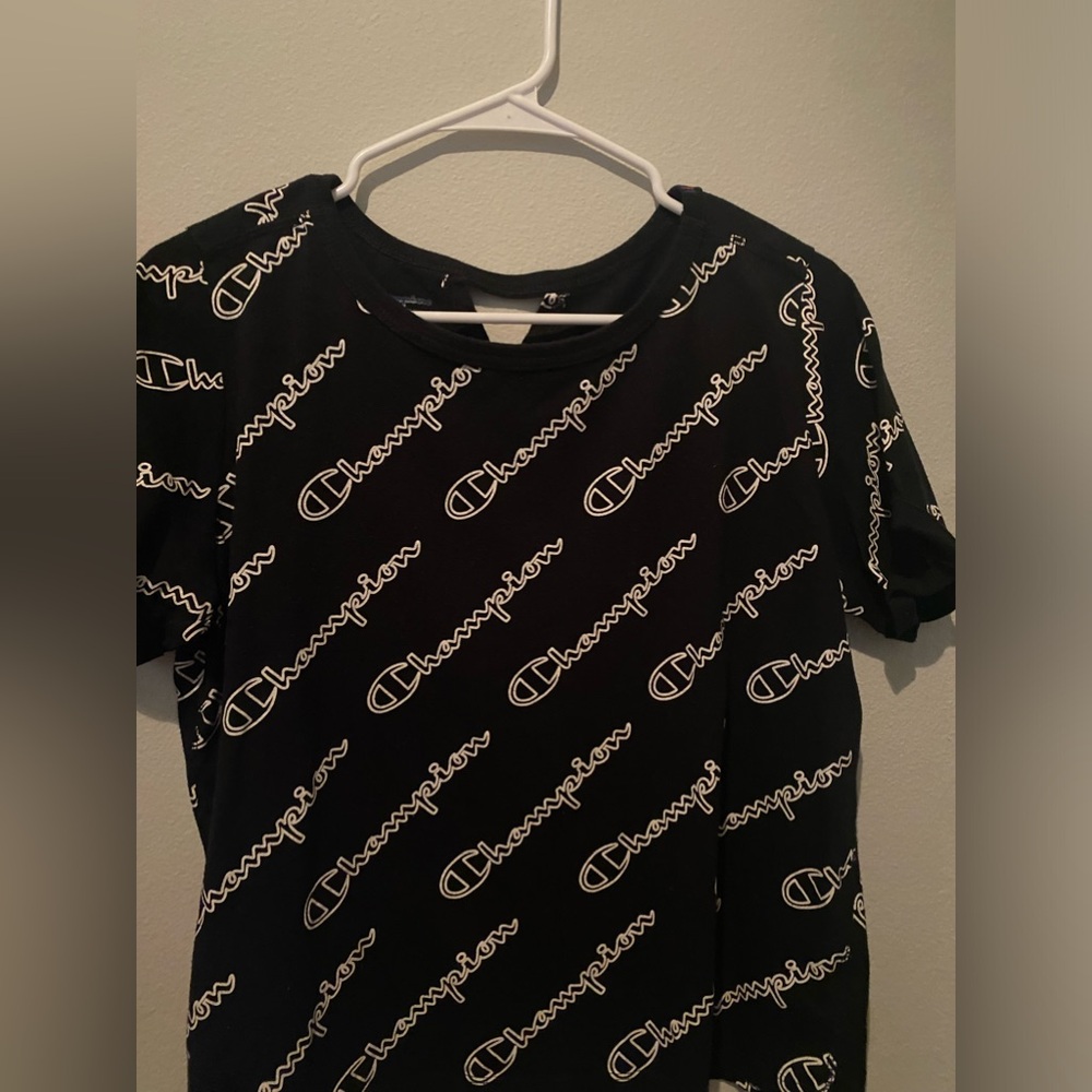 This champion shirt is perfect condition, and ready to be worn!